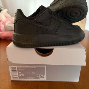 Nike Kids Black Sneakers